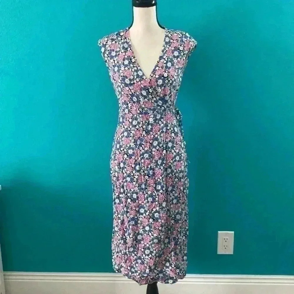 J crew Midi wrap dress in soft rayon pink-and-blue flowers in size xxs